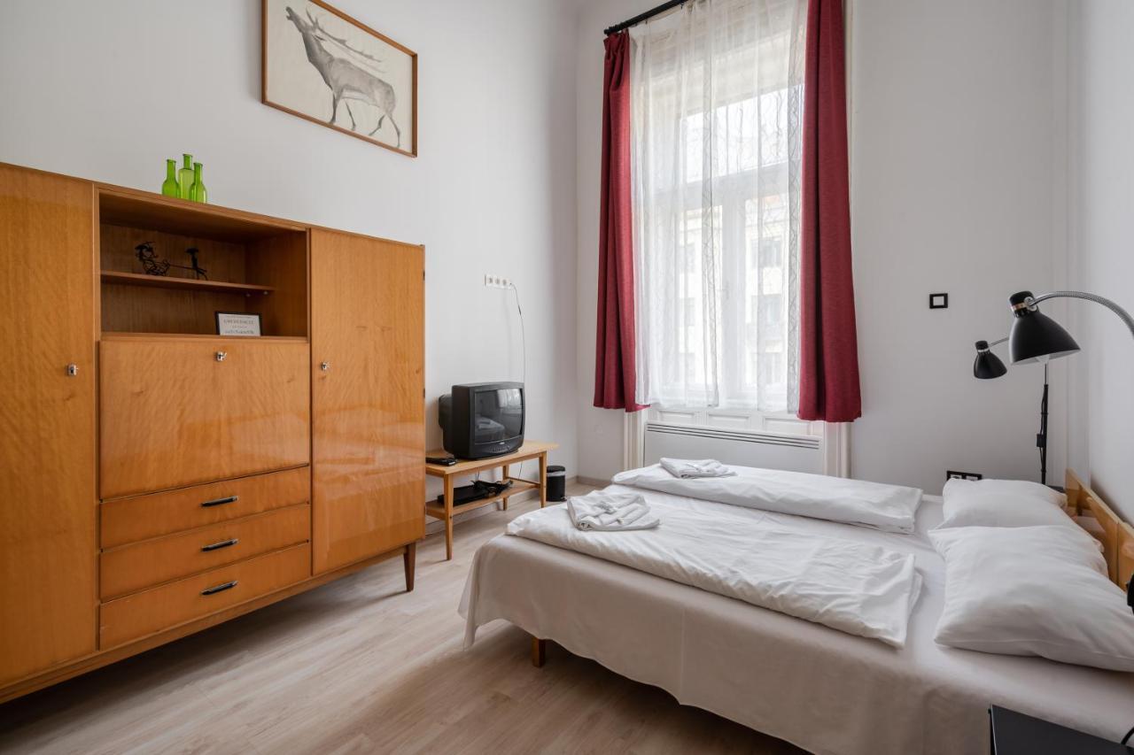 Retro Rebel Mode Apartment بودابست المظهر الخارجي الصورة