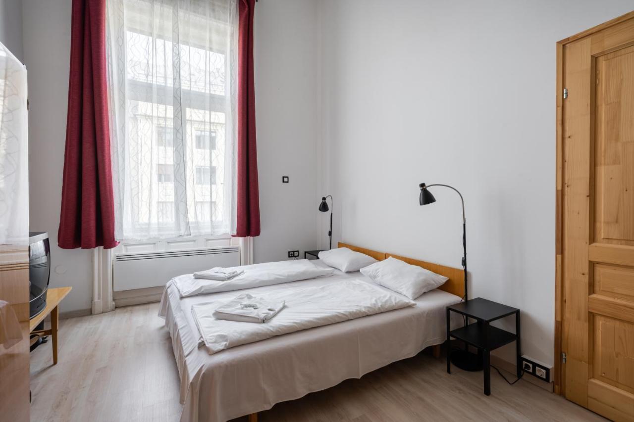 Retro Rebel Mode Apartment بودابست المظهر الخارجي الصورة