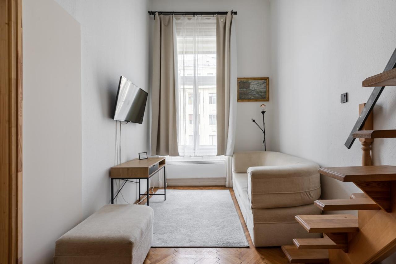 Retro Rebel Mode Apartment بودابست المظهر الخارجي الصورة
